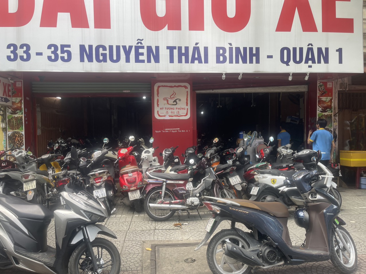 CẦN TUYỂN GẤP BẢO VỆ GIỮ XE - QUẬN 1 ỨNG TUYỂN NGAY